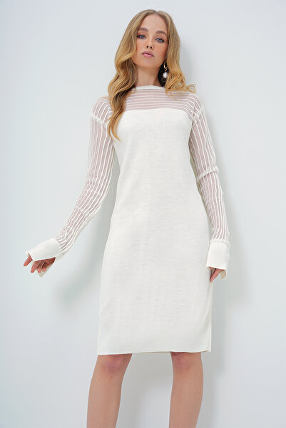 Trend Alaçatı Stili Dámské Ecru Crew Crew Ramena Tyl Detail Midi Délka Sezónní šaty Alc-X13600