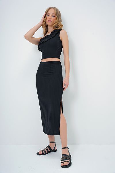 Trend Alaçatı Stili Black One-Shoulder Ruffled Blouse and Slit Skirt Set - Alc-X13578