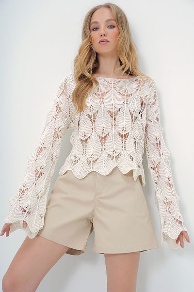 Trend Alaçatı Stili Damen-Strickbluse „Vanilla“ mit quadratischem Ausschnitt und Lochmuster ALC-X10308