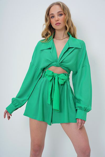 Trend Alaçatı Stili Green Double Breasted Blouse and Double Pocket Shorts Set - Shirt Collar with Binding Detail Alc-X13475