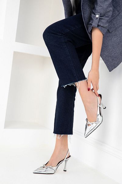 SOHO Klassische silberne Damenschuhe mit Absatz – 20245
