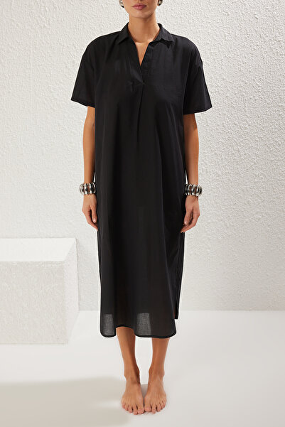 Trendyol Collection Schwarzes Midi-Strandkleid aus 100 % Baumwolle mit Schlitz TBESS25EL00050