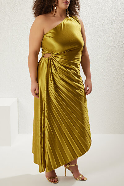 Trendyol Curve Ανοιχτό πράσινο σατέν πλισέ ασύμμετρο κομμένο υφαντό φόρεμα TBBSS24AH00155