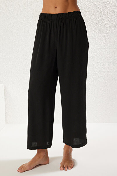 Trendyol Collection Black*001 Plain Weave 99% Polyester,1% Elastane