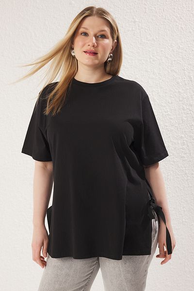 Trendyol Curve Plus Size Black T-Shirt - Side Bow and Tie Detail, Loose Fit Tbbss25Bf00025