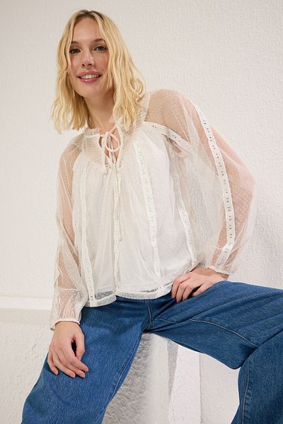 Trendyol Collection Tkaná halenka Ecru Tyl s detailním výstřihem TWOSS25BZ00352