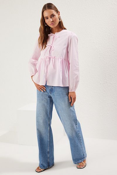 Trendyol Modest Relaxed/Comfortable Fit Woven Blouse with Pink Lacing Detail Tctss25Bz00000
