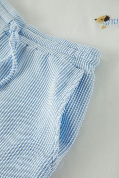 Trendyol Collection Ecru Blue Regular Fit Pruhovaná vyšívaná pyžamová sada pro psy - TMNSS25PT00007