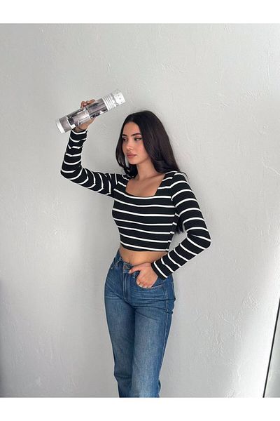 Noa Noa Bluză crop cu dungi din țesătură cu guler pătrat