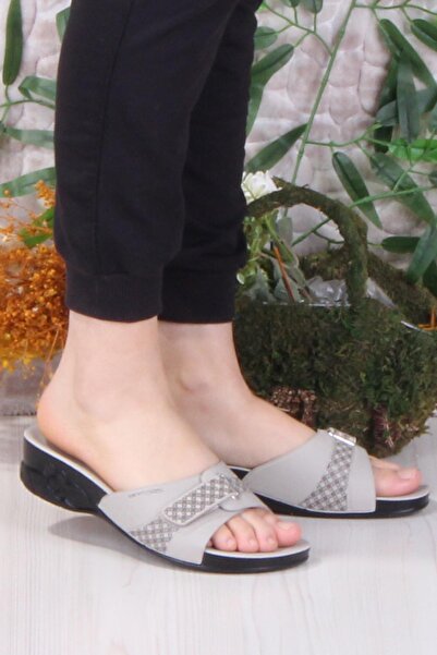 Ceyo Άνετες ορθοπεδικές γυναικείες παντόφλες Flora Beige