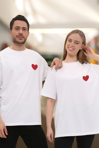 Wish BF Set de 2 tricouri oversize albe cu imprimeu inimă pentru cuplu de înd...