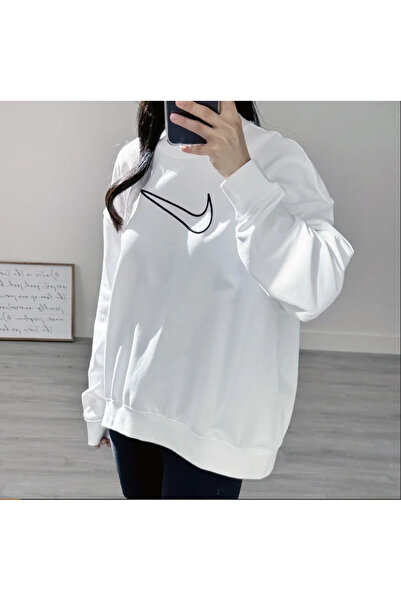 Nike Training Plus Essential Get Fit Dri Fit Graphic Crew Oversized Bol Kesim Kadın Sweatshirt