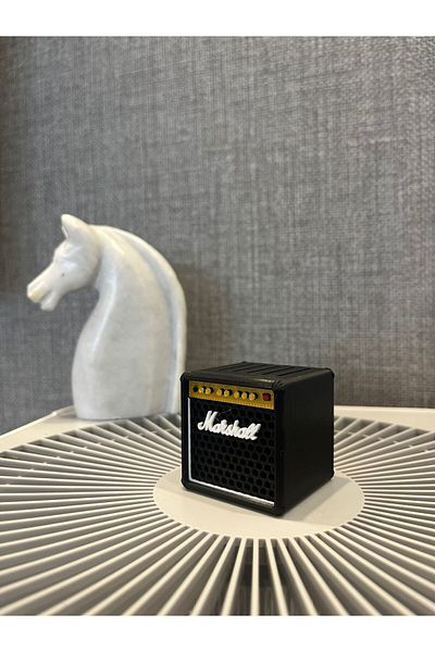 3D Decorative Plectrum Box Guitar Penal