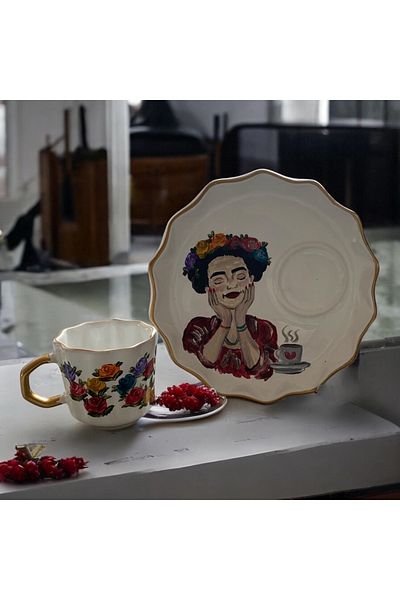 Store كوب قهوة تركي بتصميم خاص مرسومة يدويًا على شكل زهرة Kahlo