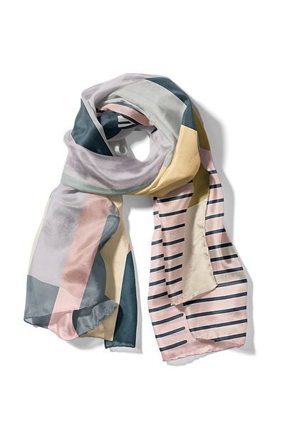 charmelon Patterned Shawl