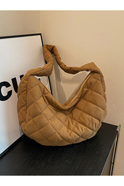 Styli Quilted Design Shoulder Bag with Zip Closure