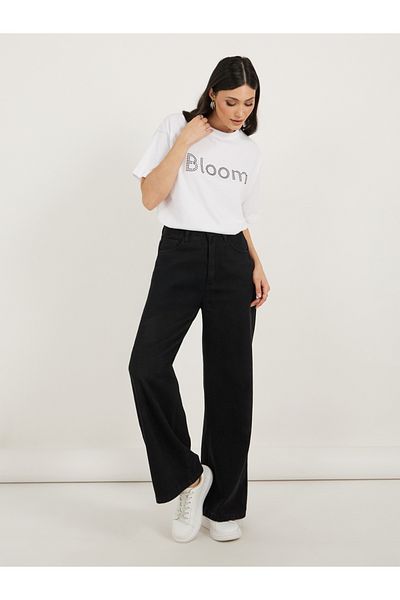 Styli Oversized Rhinestone Embellished Slogan T-Shirtâ€‹