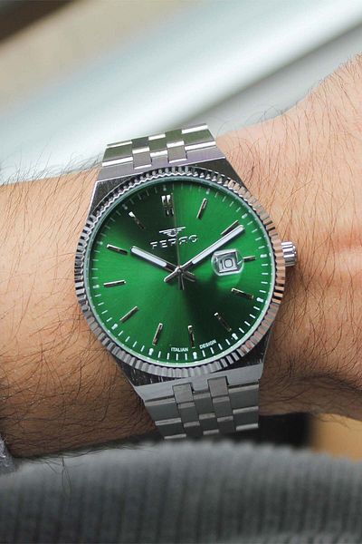 FERRO F11569A6 Men's Watch with Steel Band