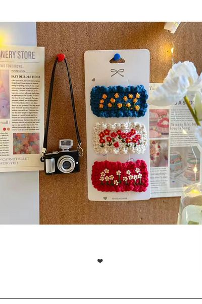 Kadın Girişimciler Atölyesi Floral Embroidered Mother & Daughter Niche Organic Handmade 3-Piece Snap Clip Hair Accessory Suitable for All Ages