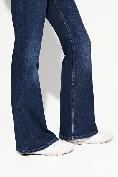 Bershka İspanyol paça jean