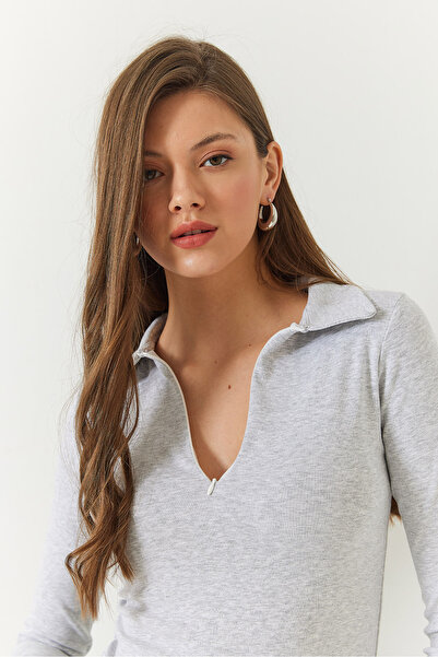 Bianco Lucci Kadın Polo Yaka Fermuarlı Bluz 60261297