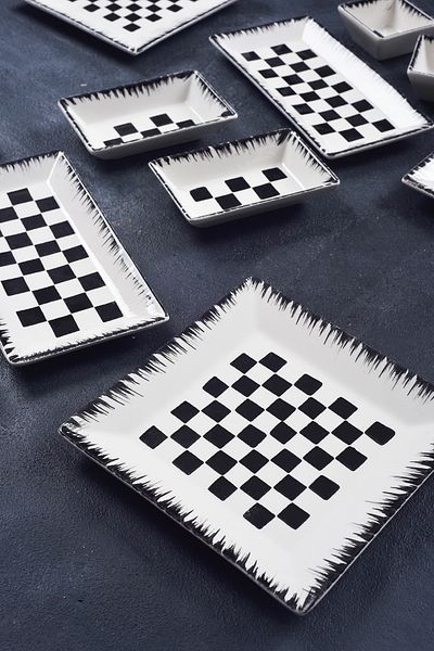 Piatti Naturali 12 Pieces 4-Person Checkers Breakfast Set Handmade Breakfast Presentation Set Serving Plates