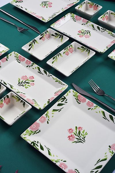 Piatti Naturali 12-Piece 4-Person Spring Breakfast Set Handmade Breakfast Presentation Set Serving Plates