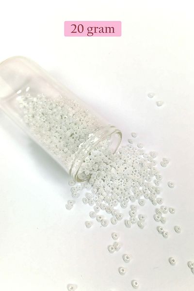 STUMBANNG Bulky Glass Sand Beads (8/0) 3 mm - 20 Grams - Bright White - Bnc153