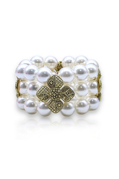 Bayemeyc Cherie Chance Multi Pearl Bracelet