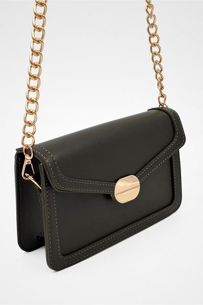 Yuka Atelier Faux Leather Crossbody and Shoulder Bag with Noir Chain Strap Detail