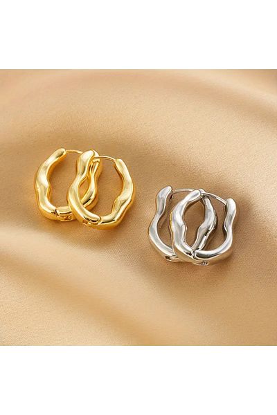 MITH SB TAKI Stainless Steel -'U' Earrings, Wavy & Silver Color