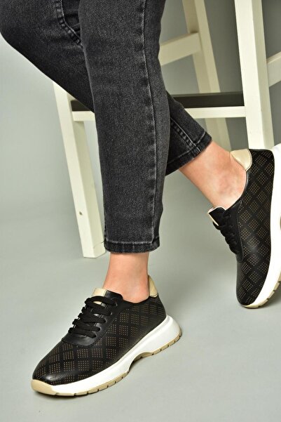 Fox Shoes U 555025603   Pantofi sport de damă din piele naturală neagră