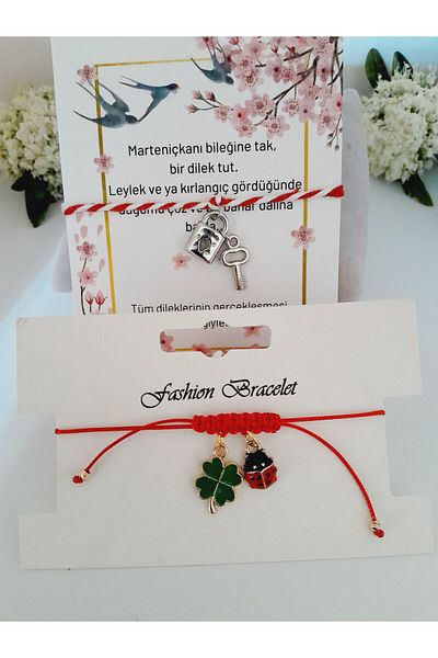 Minnoş Dükkan سوار Martenicca Martenitsa مع هدية
