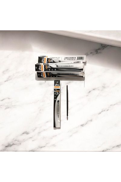 Yumuşakkeçe Flying Pen by Air – Magnetic Balance Pen
