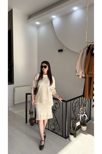 Butik Krem triko bluz etek ikili takım