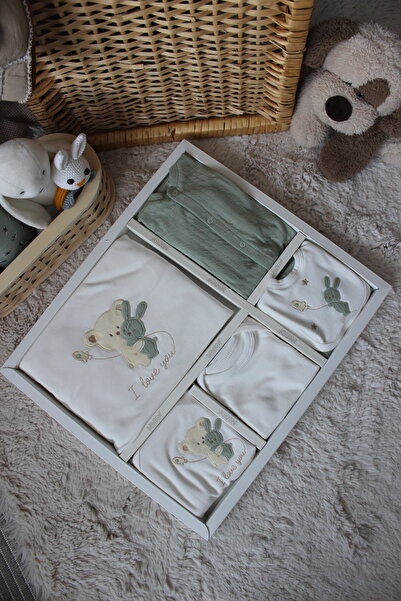 Sebi Bebe Hugging Teddy Bear Rabbit Themed 10 Piece Baby Hospital Discharge Set