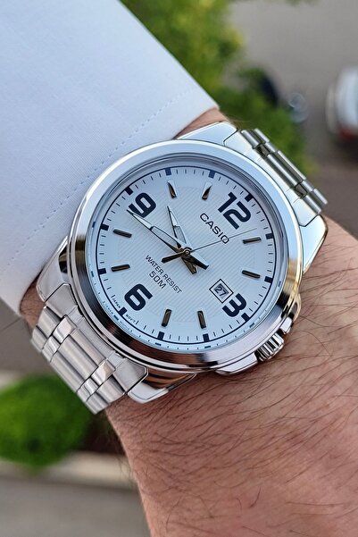 Casio White Corodnu Silver Color Men's Wristwatch with Dial