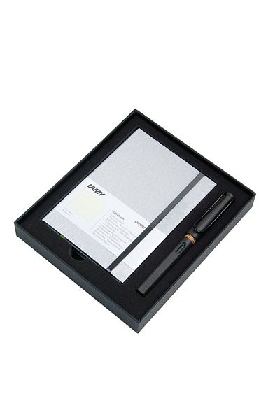 Lamy Matte Black Safari Fountain Pen and Notebook Set - B2s-17-f