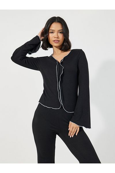 Styli Contrast Lettuce Hem V Neck Top & Flared Pants Pyjama Set