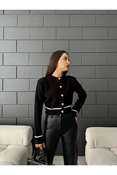 charm butik Жіночий трикотажний кардиган з золотими ґудзиками, коміром-стійко...