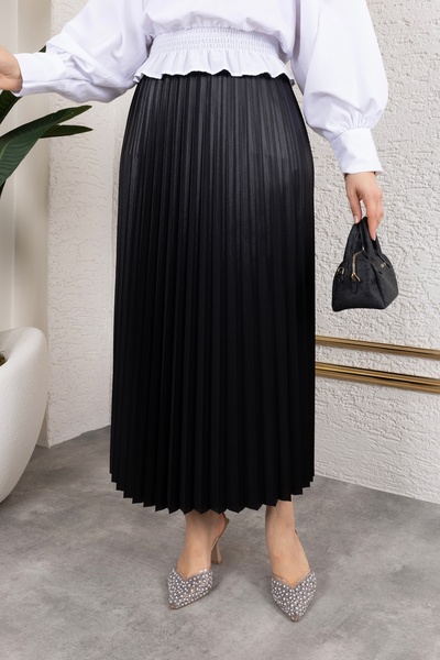 HİRA LİFE FASHİON Γυναικεία ένδυση χιτζάμπ και μακριά πλισέ φούστα με λεπτομέ...