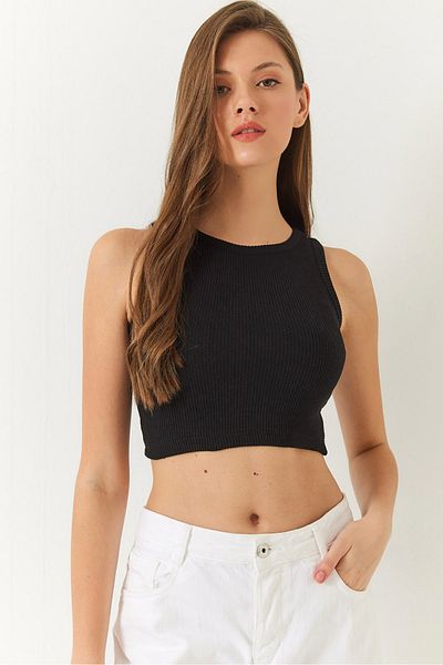 Rabi Shine Rabi Shine Crop Athlete