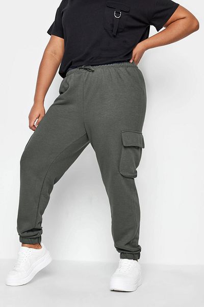 Stil Diva Plus Size Cargo Jogger Pants with Elastic Waist and Leg Pockets 143569