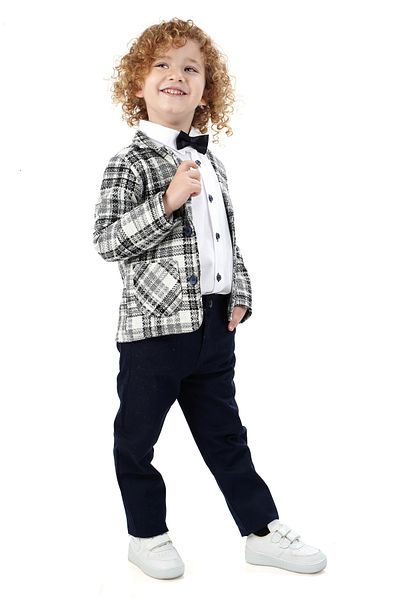 Merdia Boy's 4-Piece Suit Plaid Jacket, White Shirt, Bow Tie and Pants