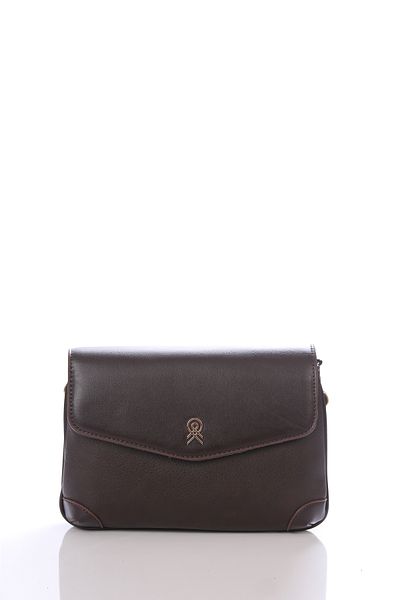 byFOX Fashion Τσάντα χιαστί με κάλυμμα φακέλου και λεπτομέρεια στο οικόσημο