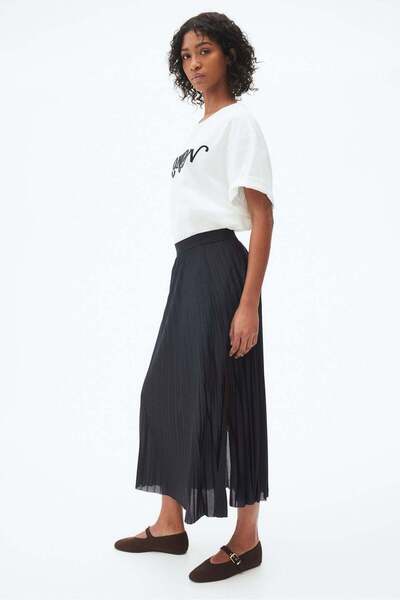 H&M Pleated skirt