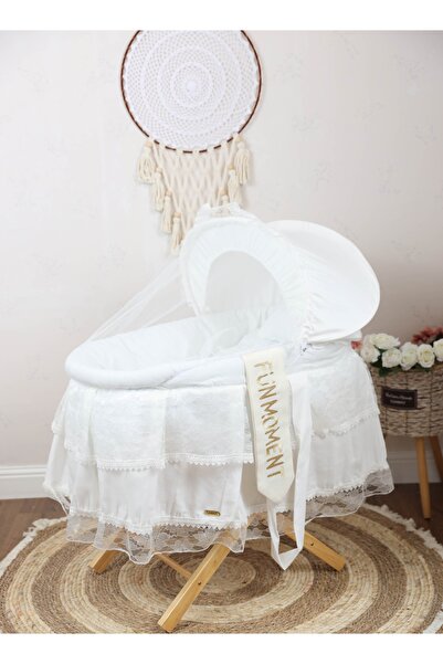 Fun Moment  Moses Basket White Color with Foldable Wooden Stand