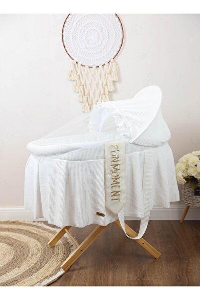 Fun Moment سلة موسى باللون الأبيض مع حامل خشبي قابل للطي