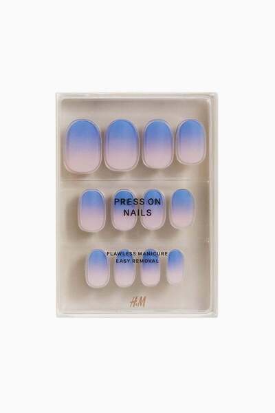 H&M أظافر صناعية