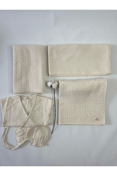 BabyKAR Ecru Muslin Pompom Hospital Discharge Stroller Cover and Breastfeeding Bib